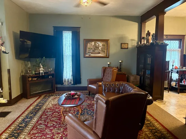 $100,000 | 2126 Pearl Street, Anderson, IN 46016