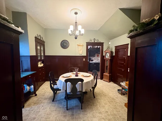 $100,000 | 2126 Pearl Street, Anderson, IN 46016