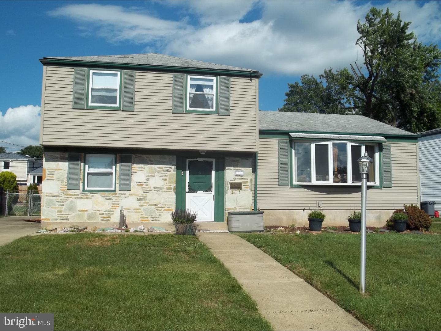 9723 Glenhope Road Philadelphia, PA 19115 - Photo 2 of 24