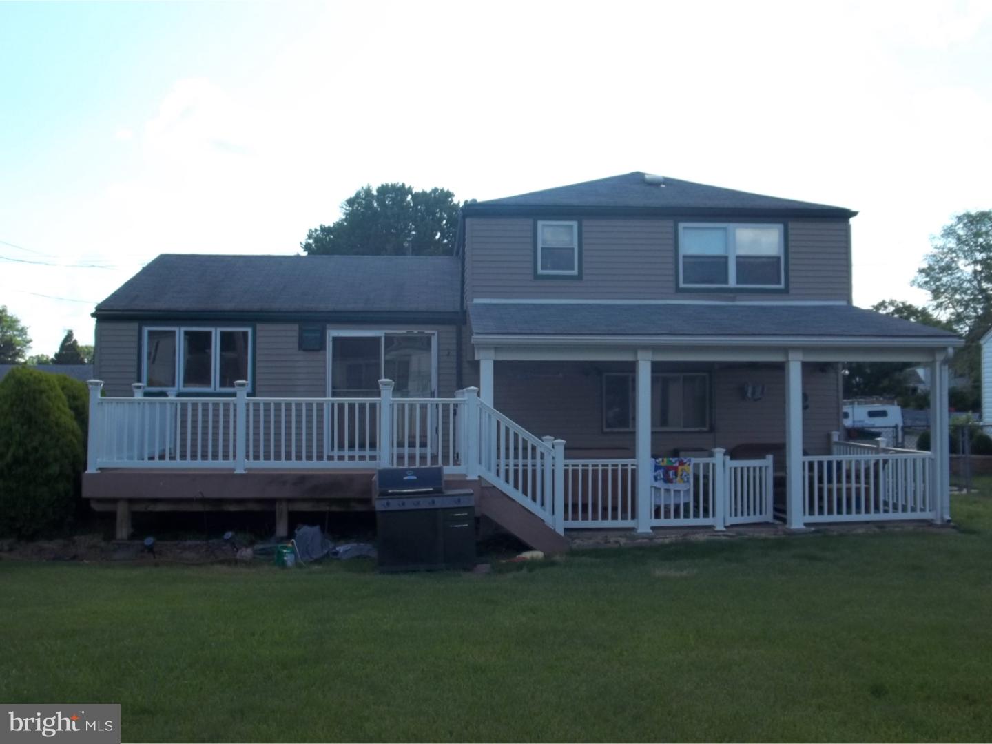 9723 Glenhope Road Philadelphia, PA 19115 - Photo 20 of 24