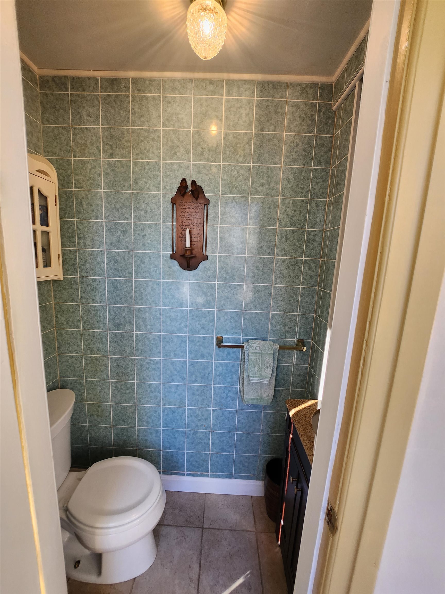 527 Hanover Street Manchester, NH 03104 - Photo 14 of 37