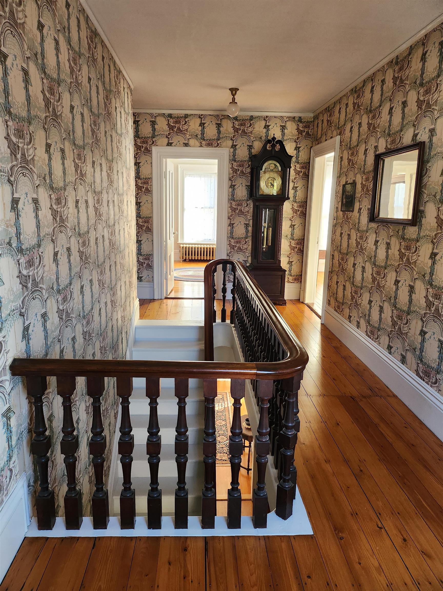 527 Hanover Street Manchester, NH 03104 - Photo 19 of 37