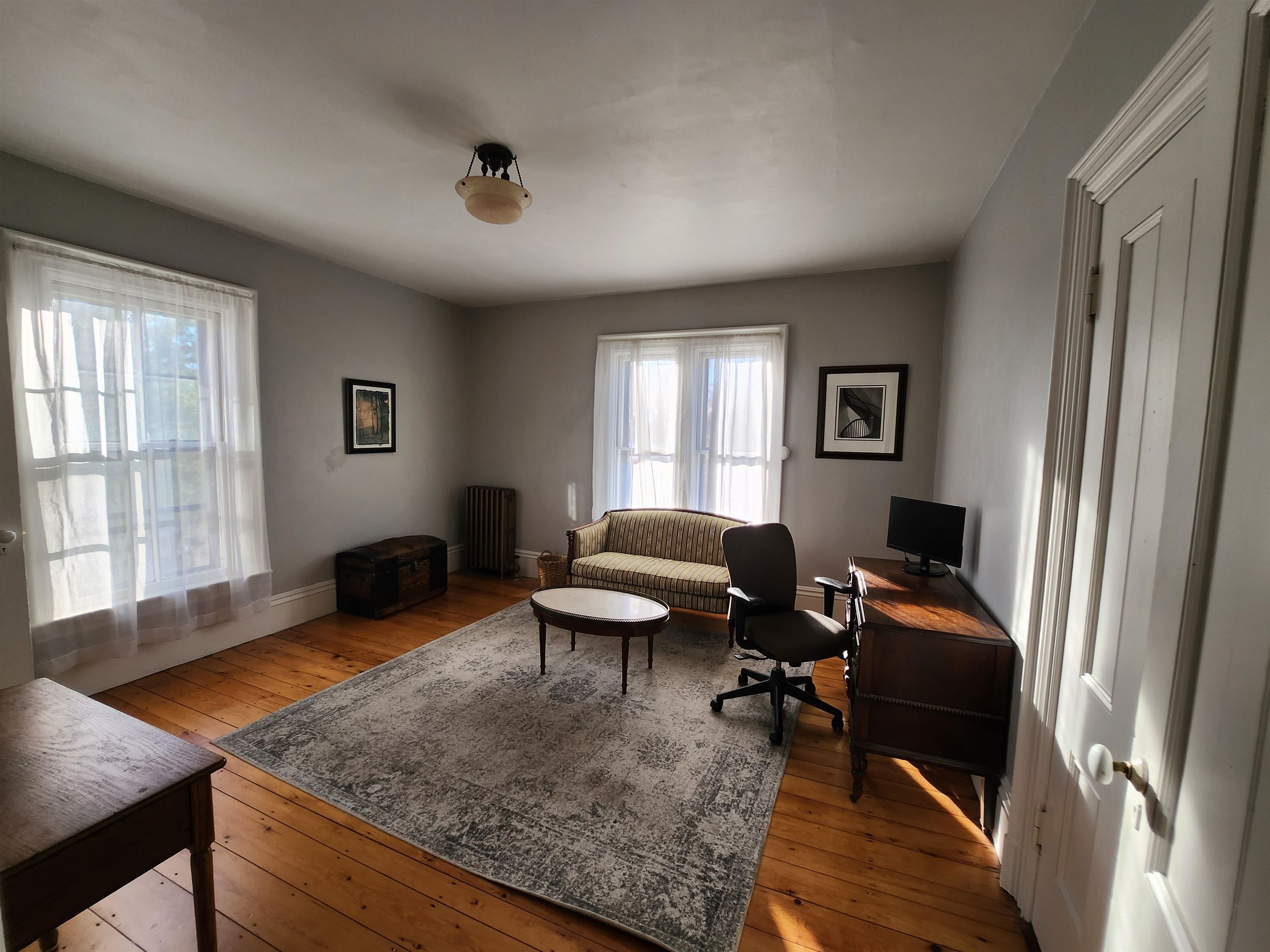 527 Hanover Street Manchester, NH 03104 - Photo 22 of 37