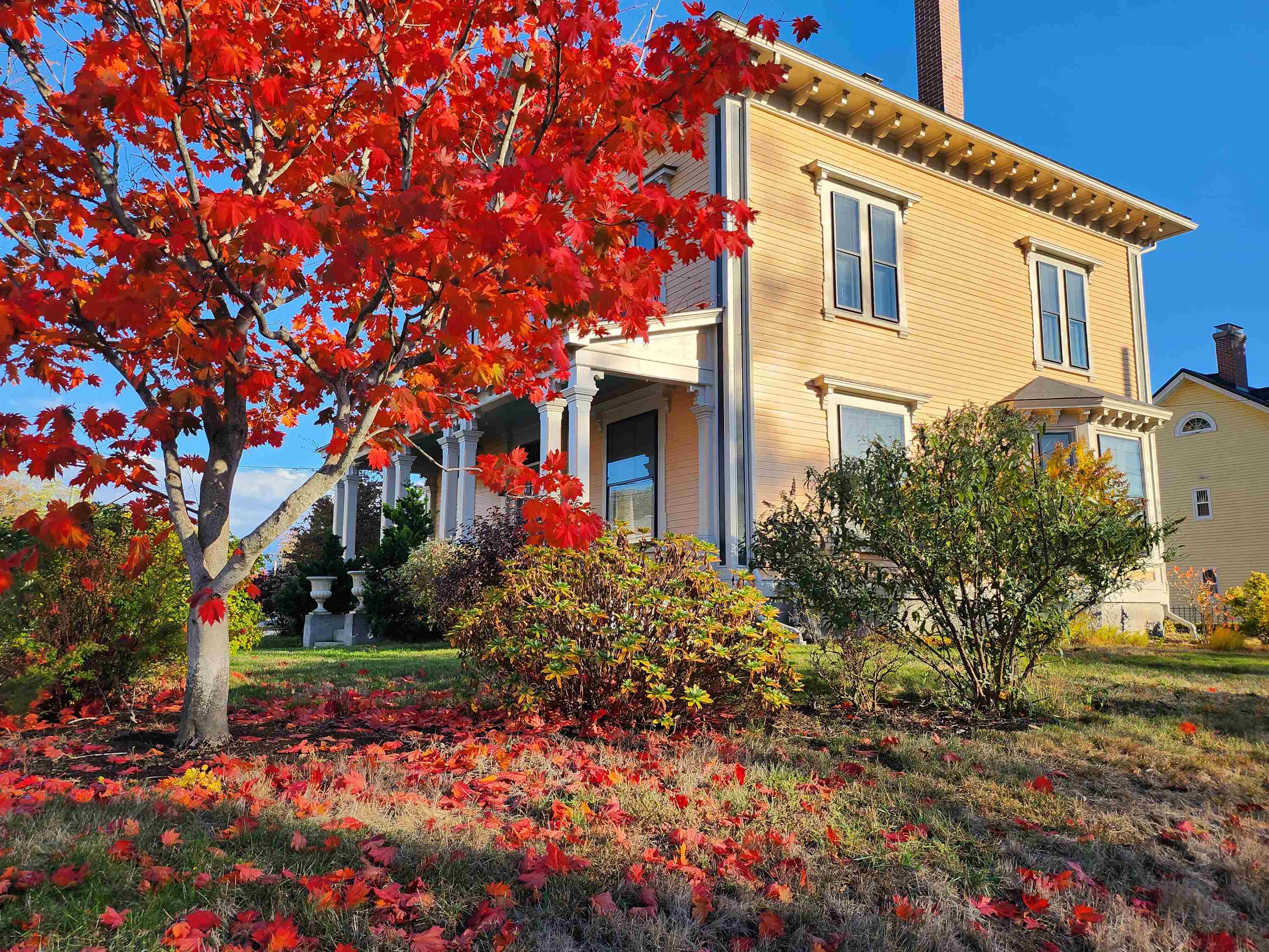 527 Hanover Street Manchester, NH 03104 - Photo 34 of 37