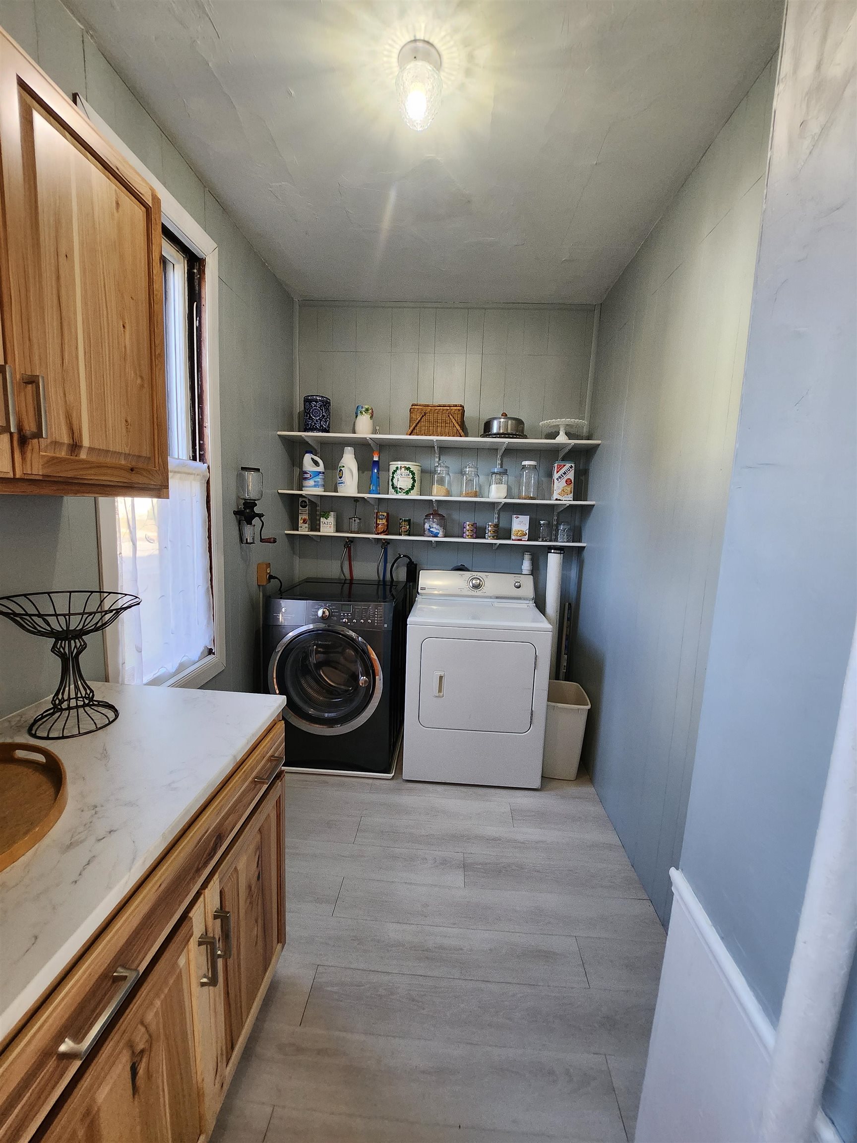 527 Hanover Street Manchester, NH 03104 - Photo 10 of 37