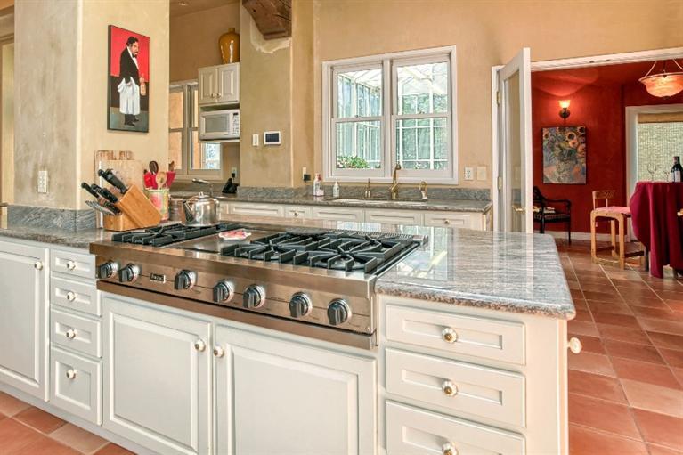 2411 Johns Peak Road Central Point, OR 97502 - Photo 10 of 35 Additional Photo