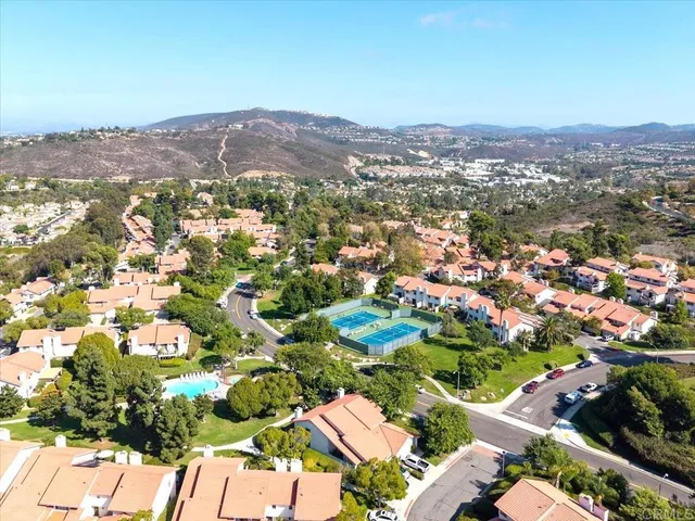 $724,500 | 3137 Avenida Topanga, Carlsbad, CA 92009