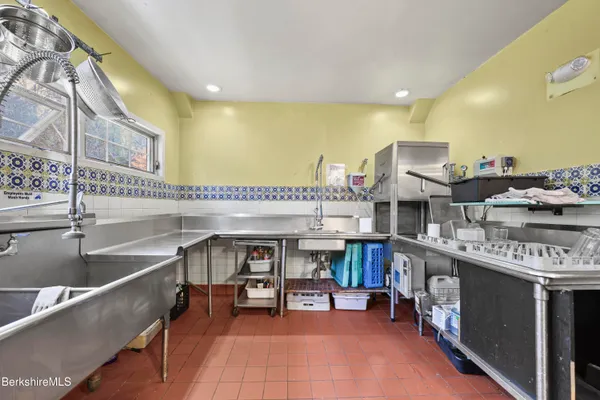$630,000 | 342-344 New Ashford Road, New Ashford, MA 01237