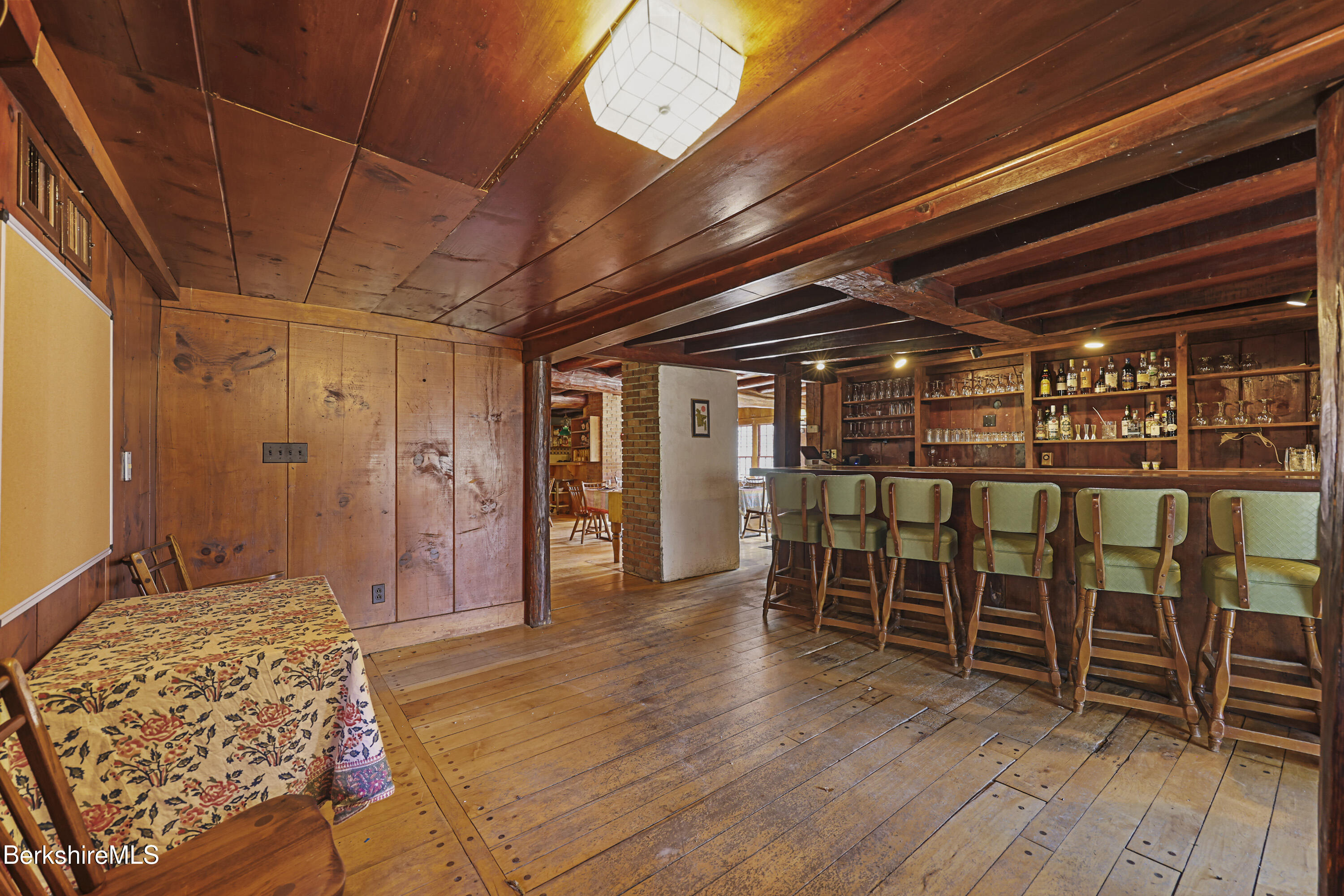 342-344 New Ashford Road New Ashford, MA 01237 - Photo 7 of 52 Foyer