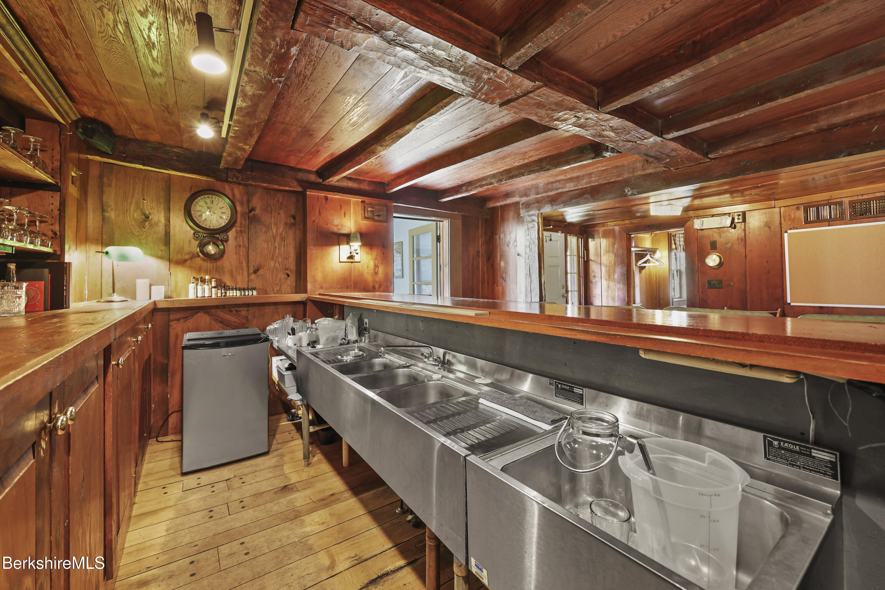 342-344 New Ashford Road New Ashford, MA 01237 - Photo 10 of 52 Bar