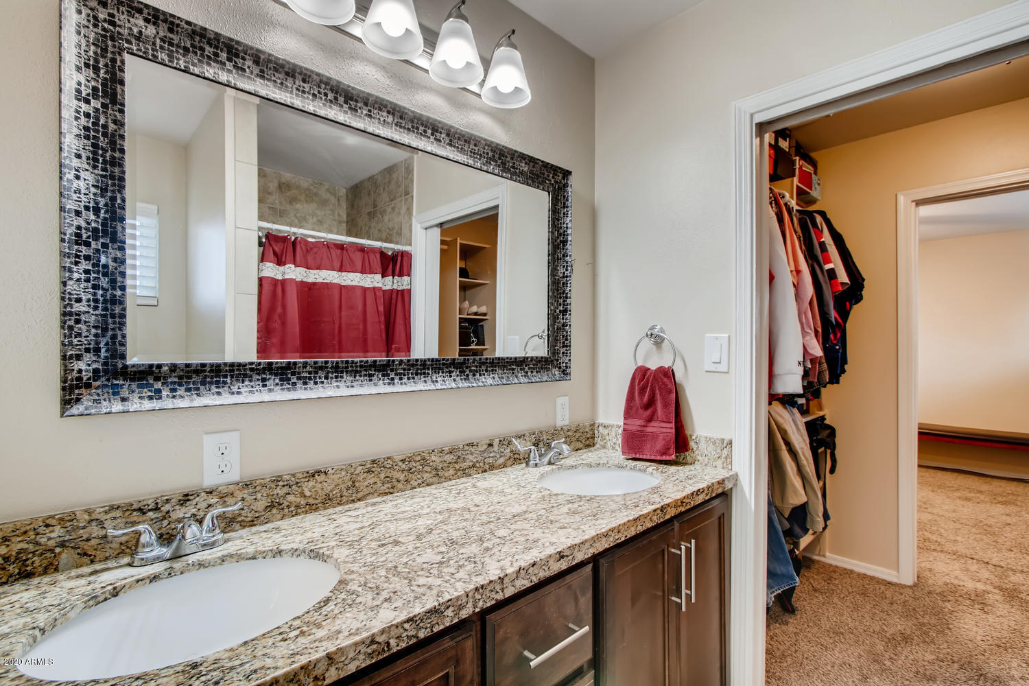 4612 East Vineyard Road Phoenix, AZ 85042 - Photo 17 of 27 4612 E VINEYARD RD Phoenix AZ-large-017-