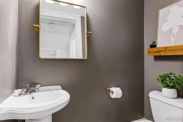 $649,900 | 7144 Waterman Avenue, University City, MO 63130