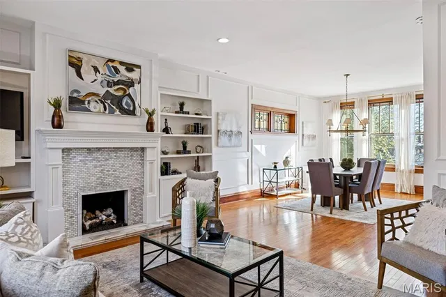 $649,900 | 7144 Waterman Avenue, University City, MO 63130