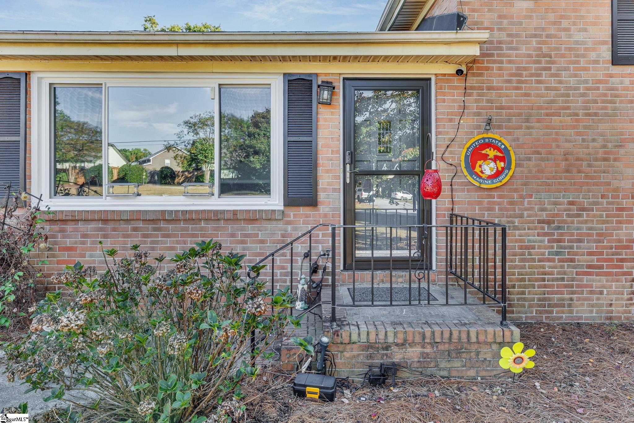 146 Stokes Road Simpsonville, SC 29681 - Photo 3 of 36