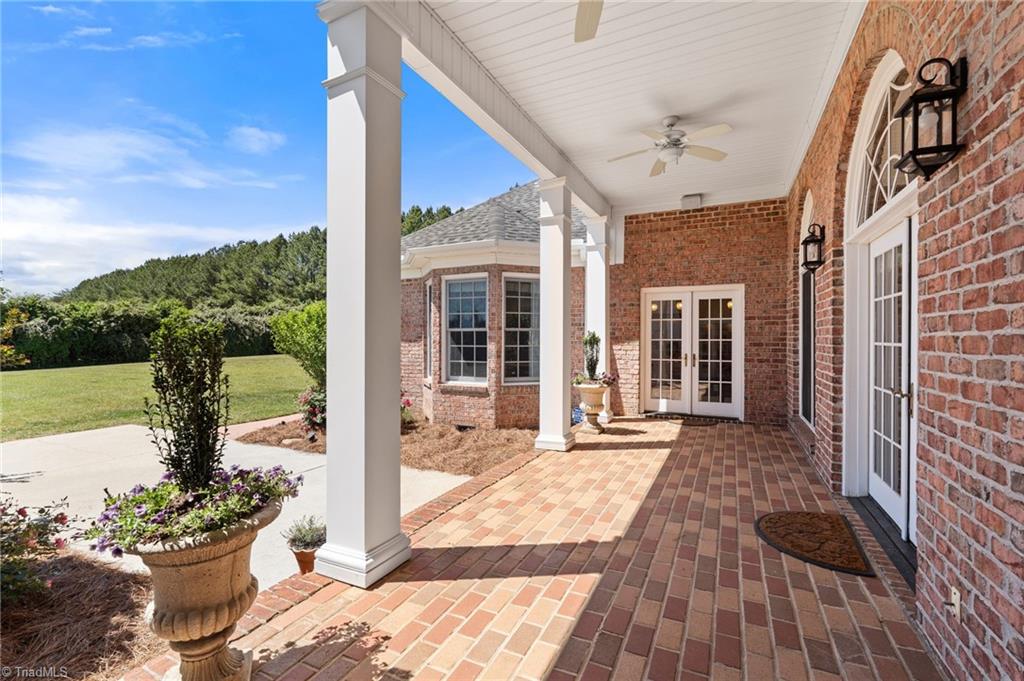 4447 Kendale Road High Point, NC 27265 - Photo 6 of 50