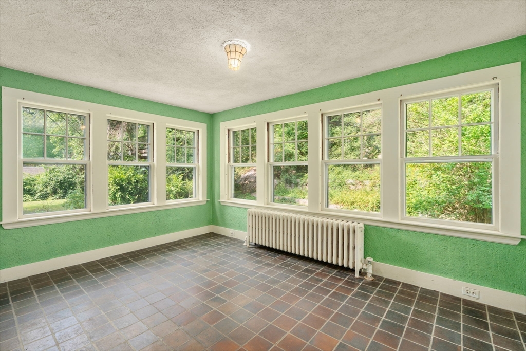 134 R Leonard Street Gloucester, MA 01930 - Photo 16 of 23 Gallery Image 16
