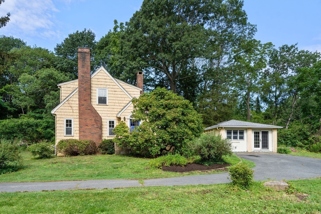 134 R Leonard Street Gloucester, MA 01930 - Photo 5 of 23 Gallery Image 5