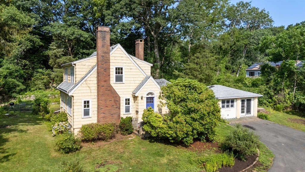134 R Leonard Street Gloucester, MA 01930 - Photo 6 of 23 Gallery Image 6