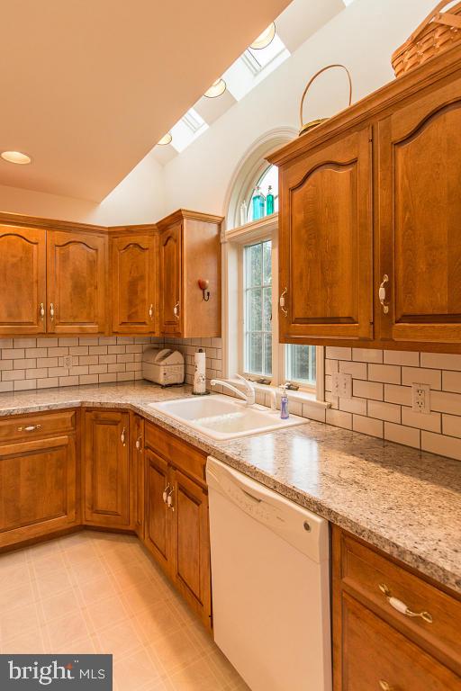 335 Portland Place Lititz, PA 17543 - Photo 12 of 62
