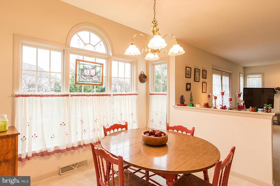 335 Portland Place Lititz, PA 17543 - Photo 19 of 62