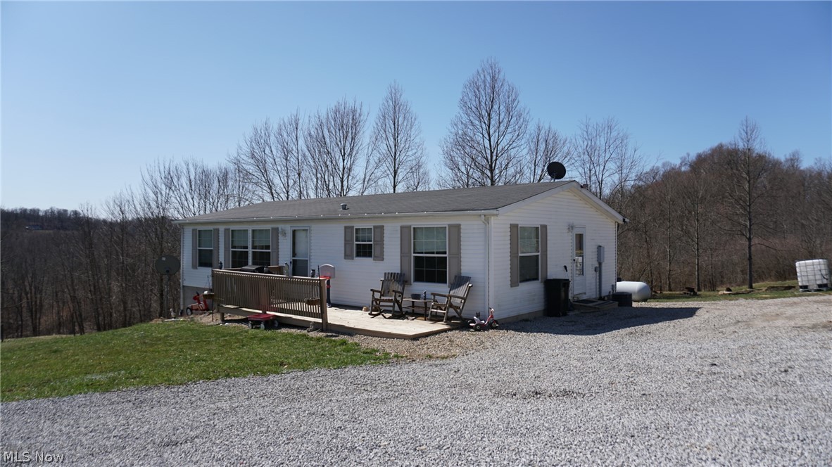 52149 Iowa Road Cumberland, OH 43732 - Photo 1 of 27