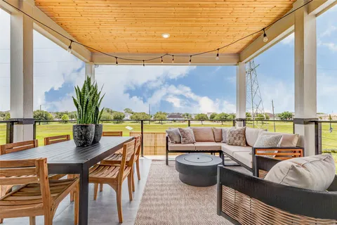 $479,900 | 12502 Bestview Court, Houston, TX 77047