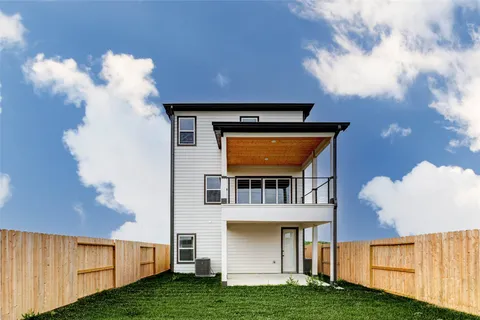 $479,900 | 12502 Bestview Court, Houston, TX 77047