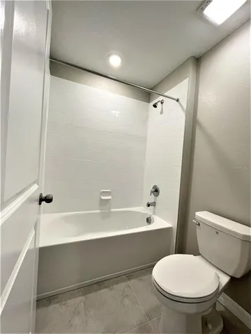 $2,650 | 7048 Samuel Ivy Drive, Tampa, FL 33619