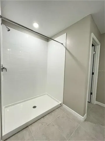 $2,650 | 7048 Samuel Ivy Drive, Tampa, FL 33619