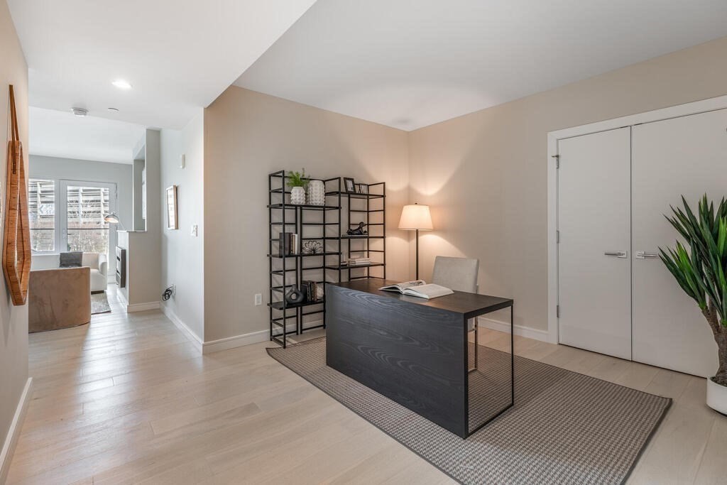 110 Broad Street, Unit 301 Boston, MA 02110 - Photo 13 of 35