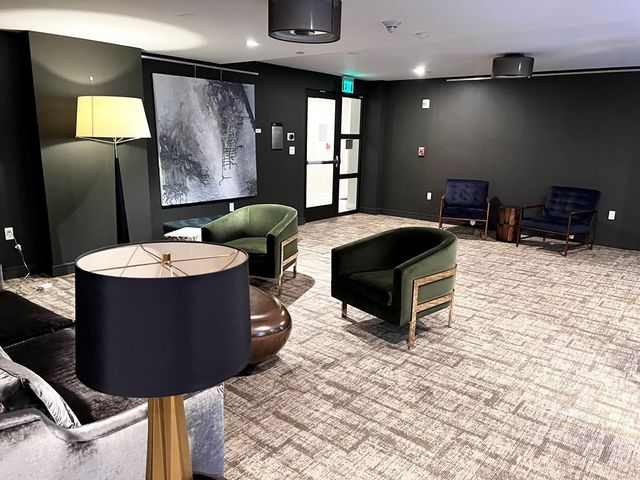 $2,075,000 | 110 Broad Street, Unit 301, Boston, MA 02110