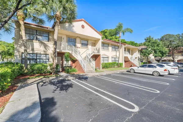 $1,950 | 2854 Coral Springs Drive, Unit 2854, Coral Springs, FL 33065