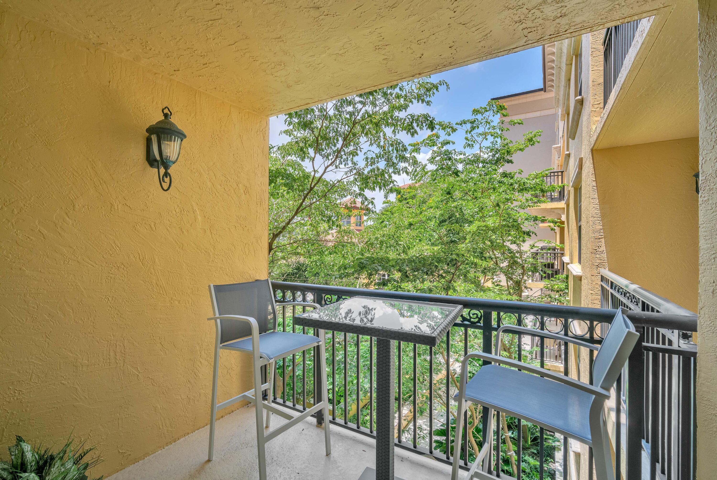 101 Plaza Real South Boca Raton, FL 33432 - Photo 8 of 11 DSC09802