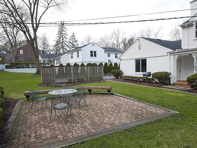 2300 Devonshire Road Ann Arbor, MI 48104 - Photo 3 of 32 Photo 3