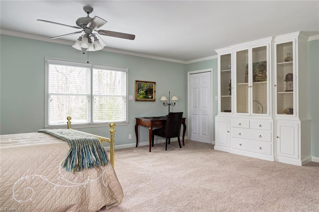 4912 Hackamore Road Greensboro, NC 27410 - Photo 13 of 30 Main Level Master Bedroom Built-ins.