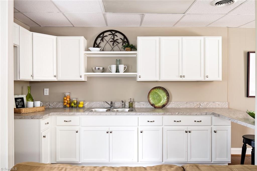 4912 Hackamore Road Greensboro, NC 27410 - Photo 19 of 30 Basement Kitchenette.