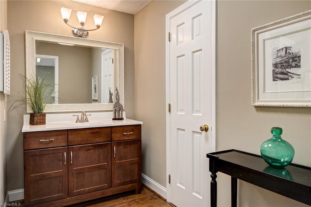 4912 Hackamore Road Greensboro, NC 27410 - Photo 24 of 30 Basement Full Bath