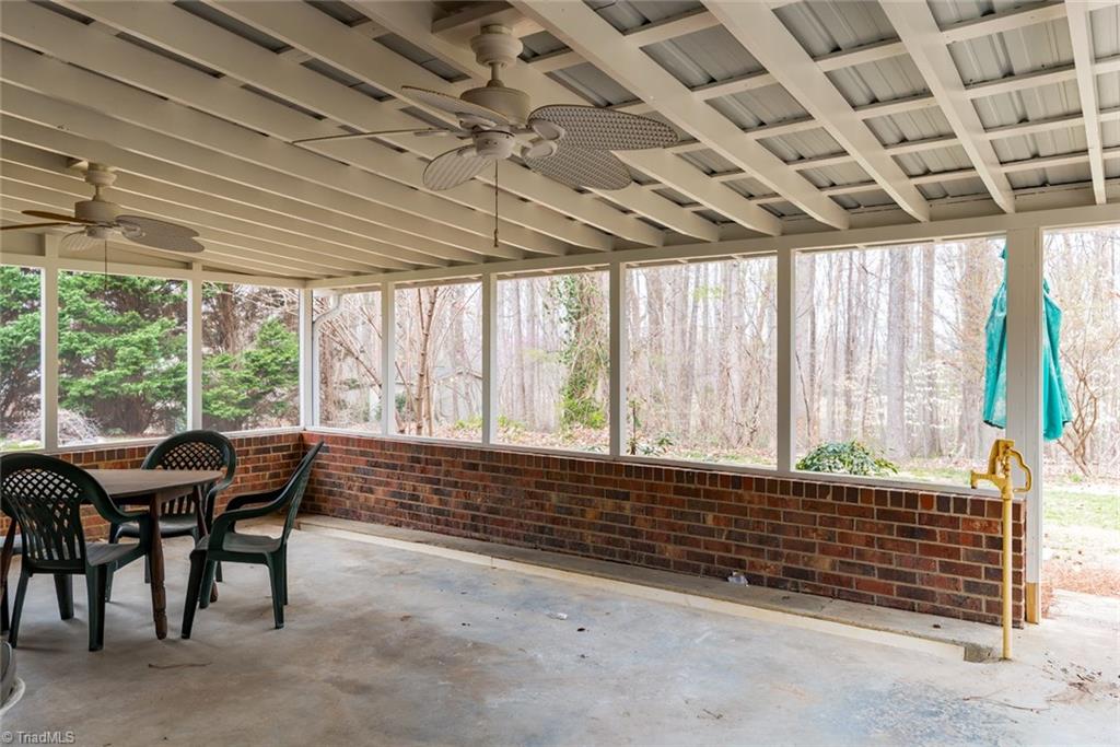 4912 Hackamore Road Greensboro, NC 27410 - Photo 25 of 30 Screened Patio