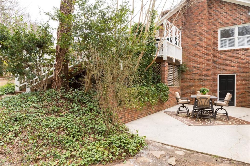 4912 Hackamore Road Greensboro, NC 27410 - Photo 27 of 30 Patio