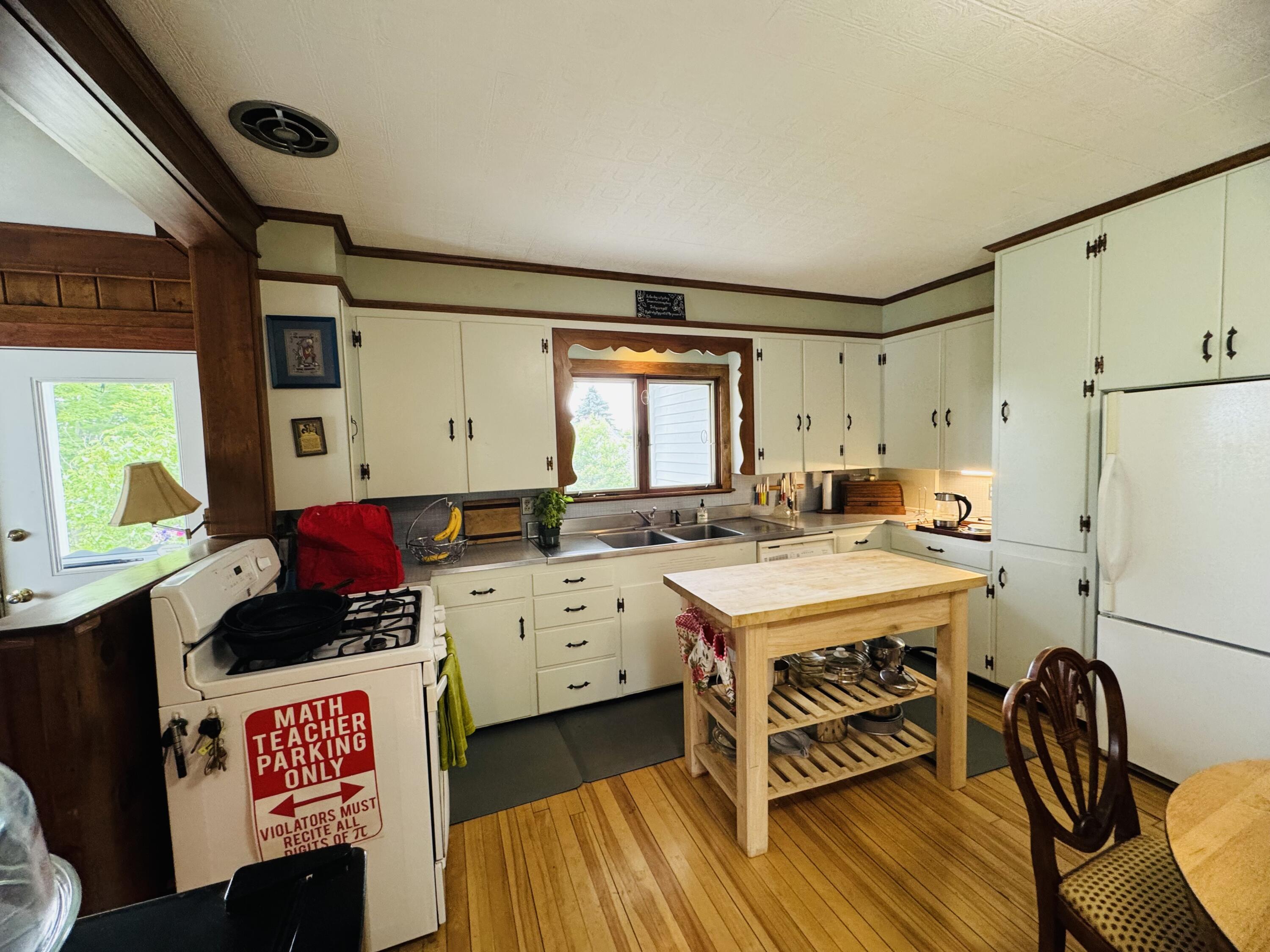 745 Main Street Caribou, ME 04736 - Photo 22 of 47 IMG_3244