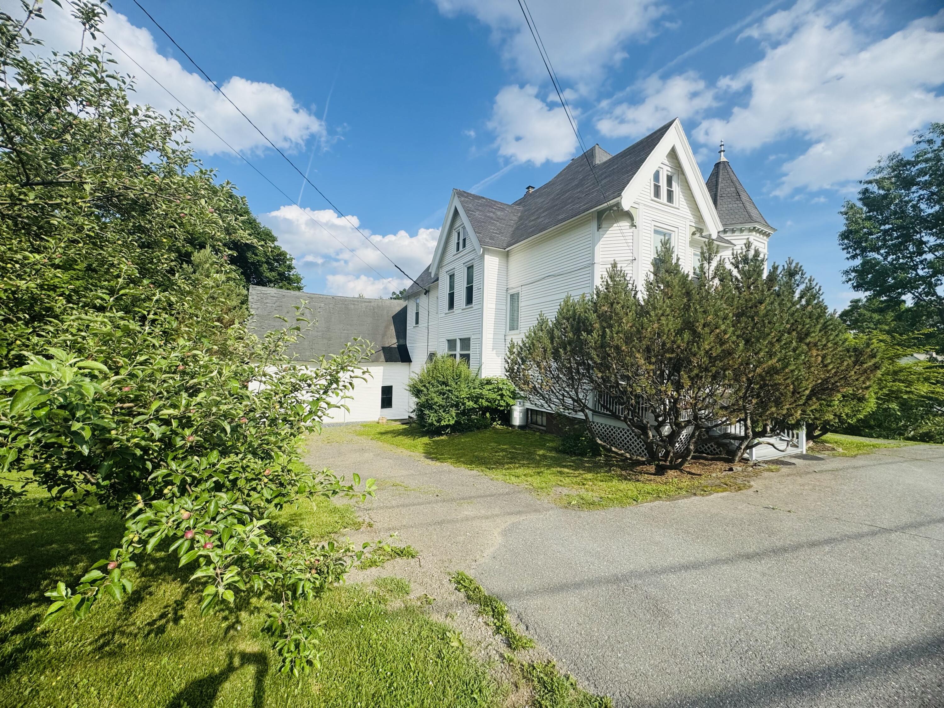 745 Main Street Caribou, ME 04736 - Photo 5 of 47 IMG_4055