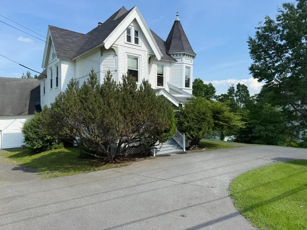$399,900 | 745 Main Street, Caribou, ME 04736