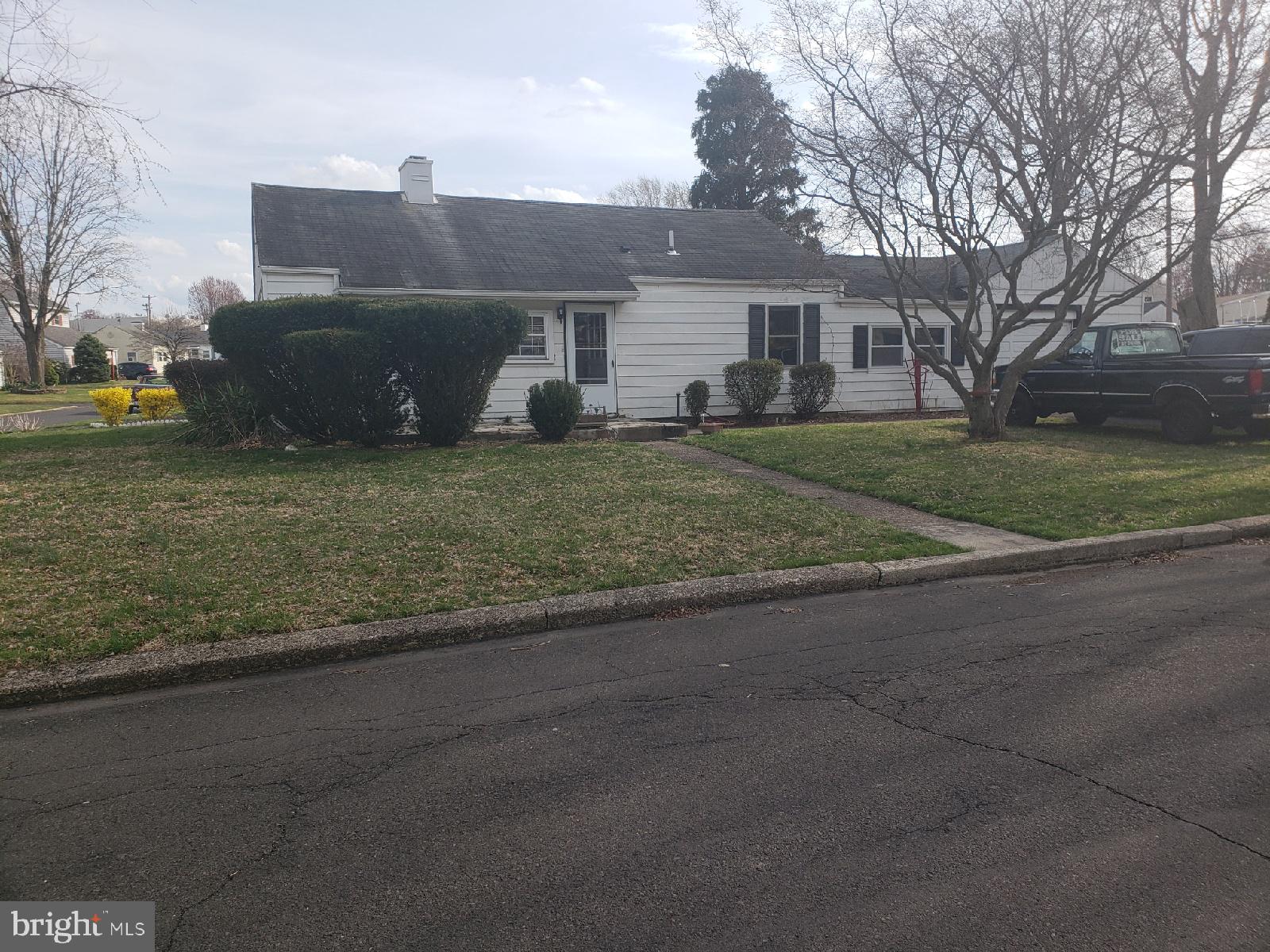 522 Temple Road Southampton, PA 18966 - Photo 2 of 2 Gallery Image 2