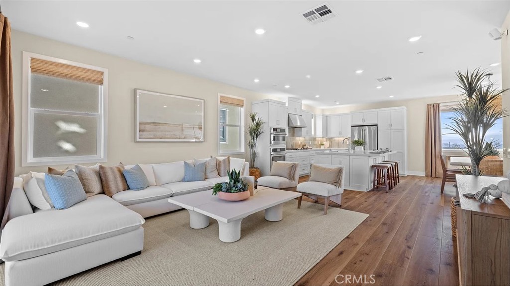 908 Chinon Irvine, CA 92618 - Photo 9 of 37 Photos shown are of model only- not actual homesite.