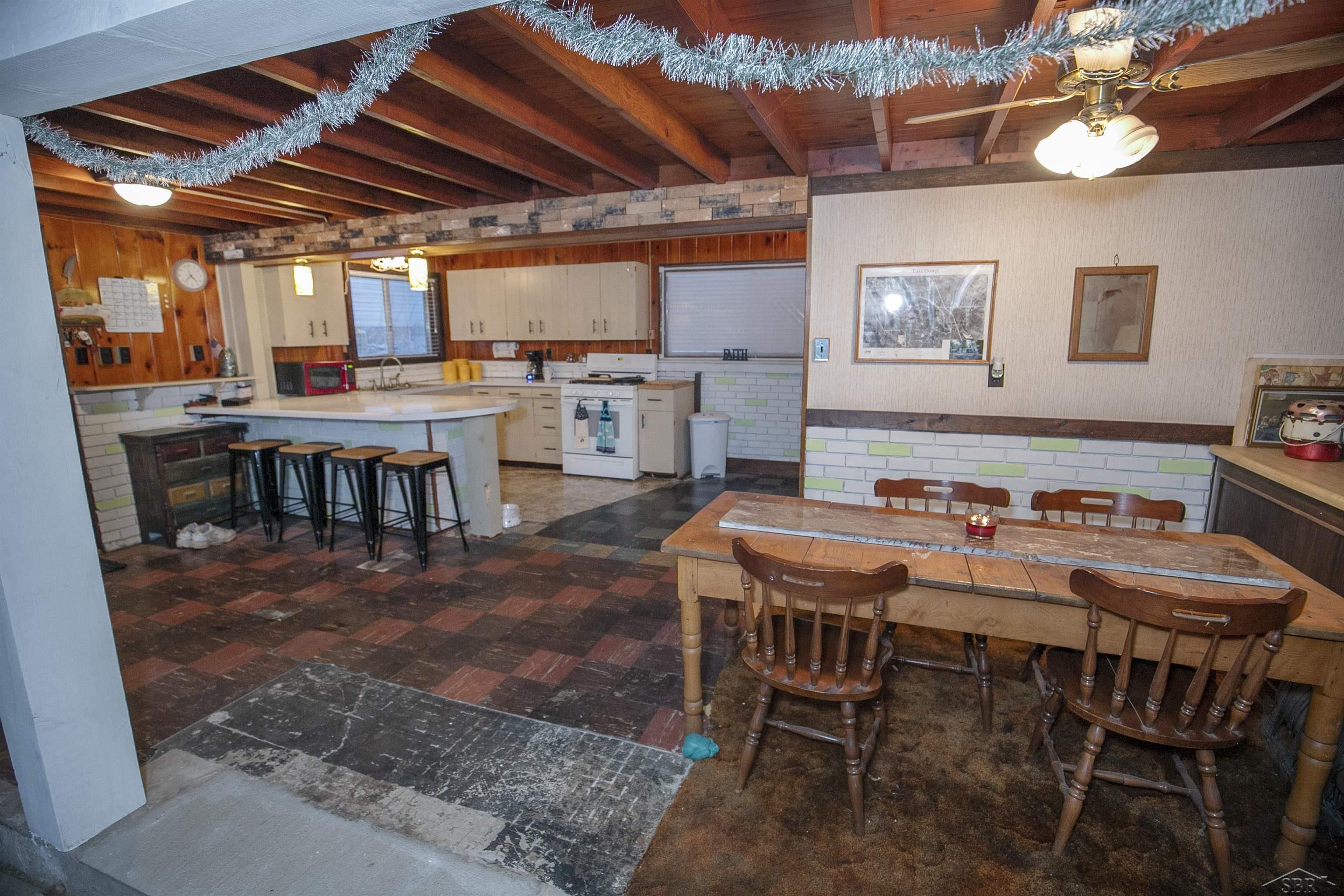 1853 Arbor Road Lake, MI 48632 - Photo 14 of 40 50097385-13.JPG