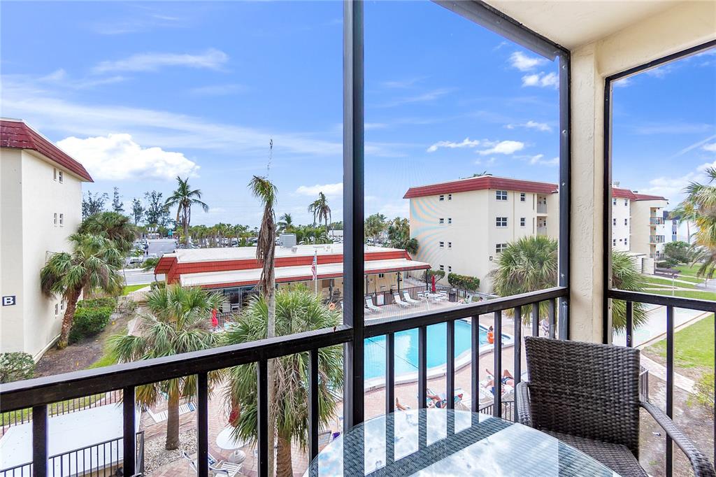 915 Beach Road, Unit 318 Sarasota, FL 34242 - Photo 4 of 43