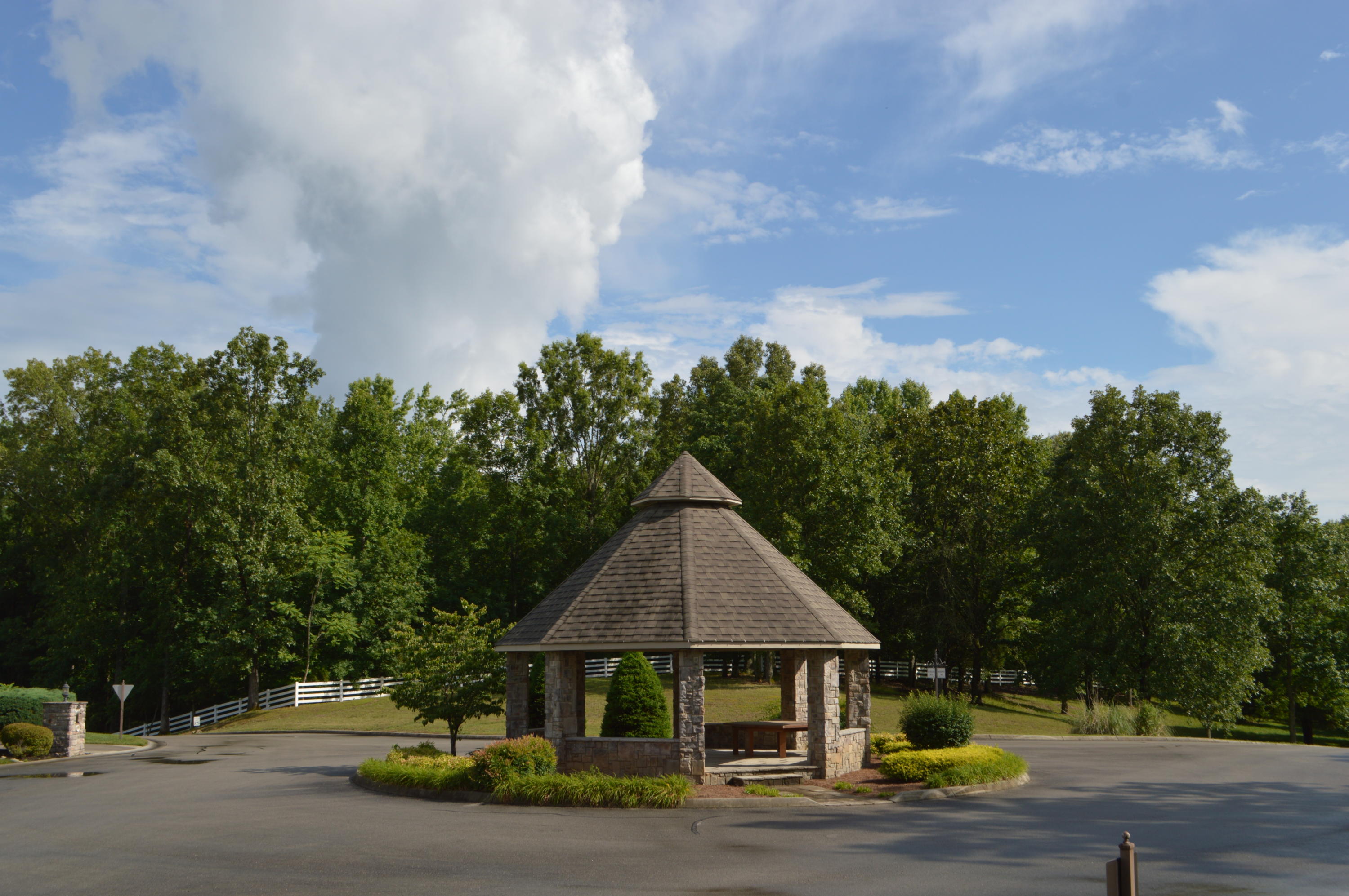 412 Waterfront Way, Unit 26 Spring City, TN 37381 - Photo 10 of 14 Community Gazebo