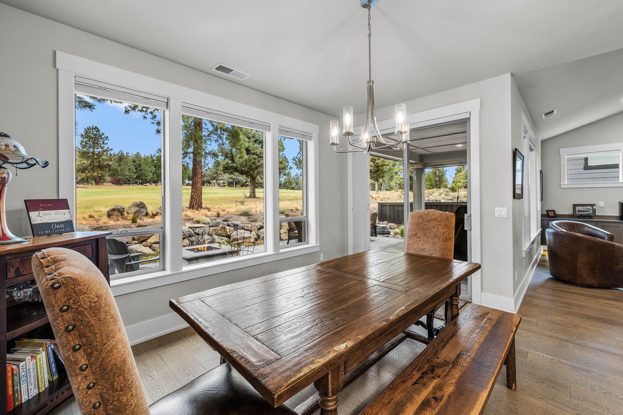 3043 Northwest Hidden Rdg Drive Bend, OR 97703 - Photo 19 of 56