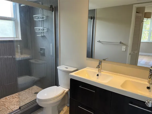 $3,500 | 19701 East Country Club Drive, Unit 5208, Aventura, FL 33180