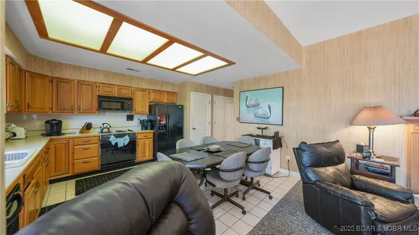 $315,000 | 590 Racquet Club Drive, Unit 406, Lake Ozark, MO 65049
